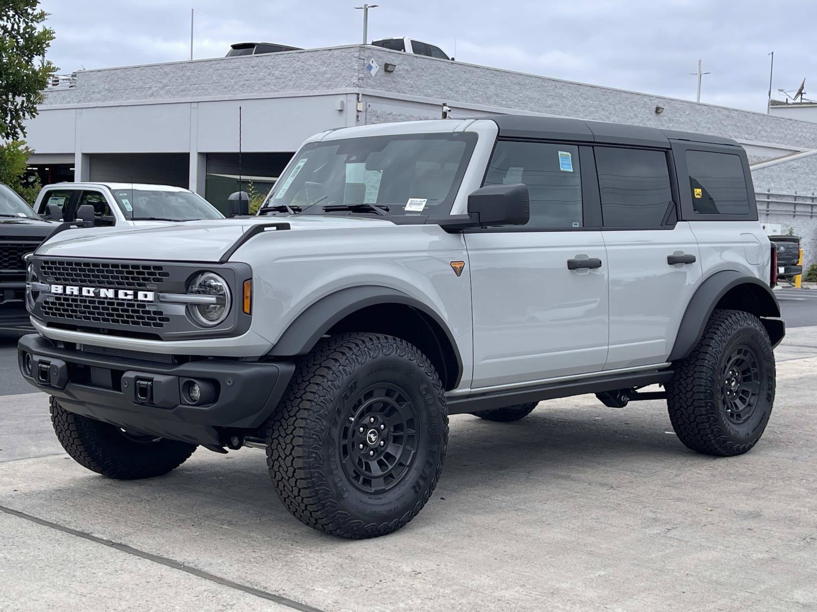 New 2026 Ford Bronco Badlands AWD/4WD image 5