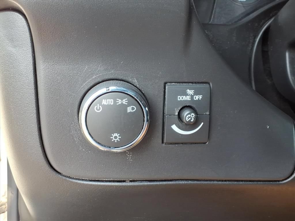 Used 2025 Chevrolet Express 2500 w/ Driver Convenience Package RWD image 5