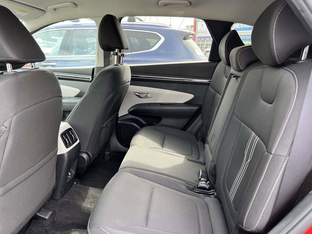 Used 2023 Hyundai Tucson SEL image 13