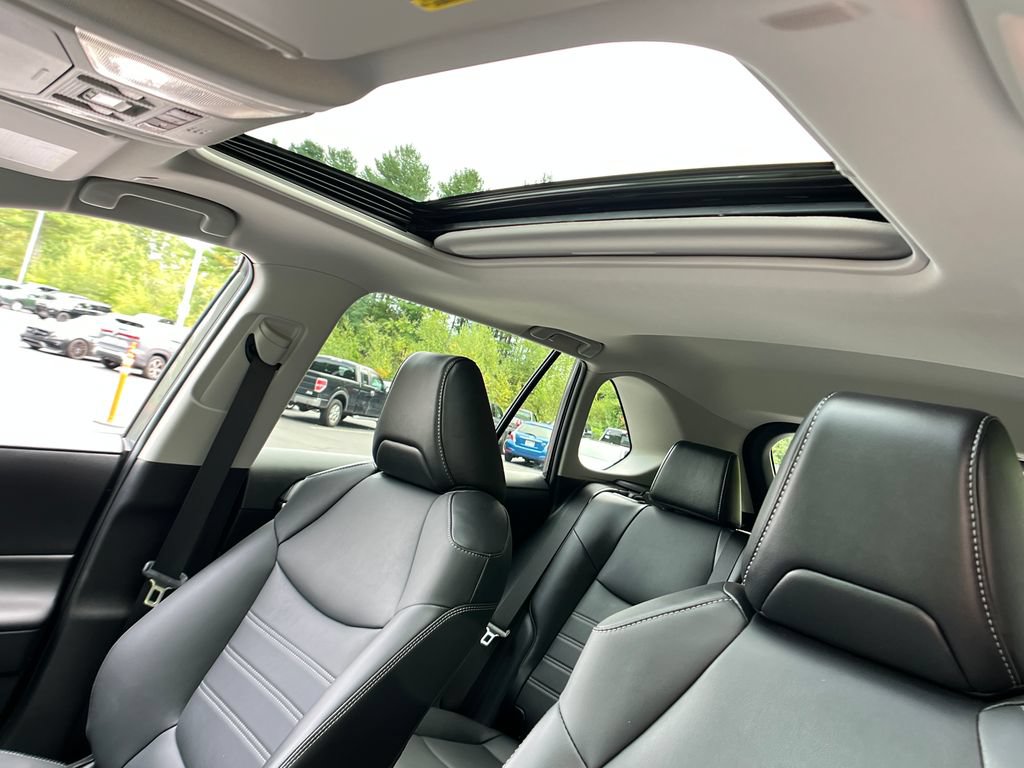 Used 2023 Toyota RAV4 XLE Premium AWD/4WD image 21