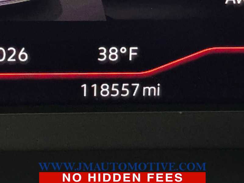 Used 2019 Volkswagen Jetta SEL image 22