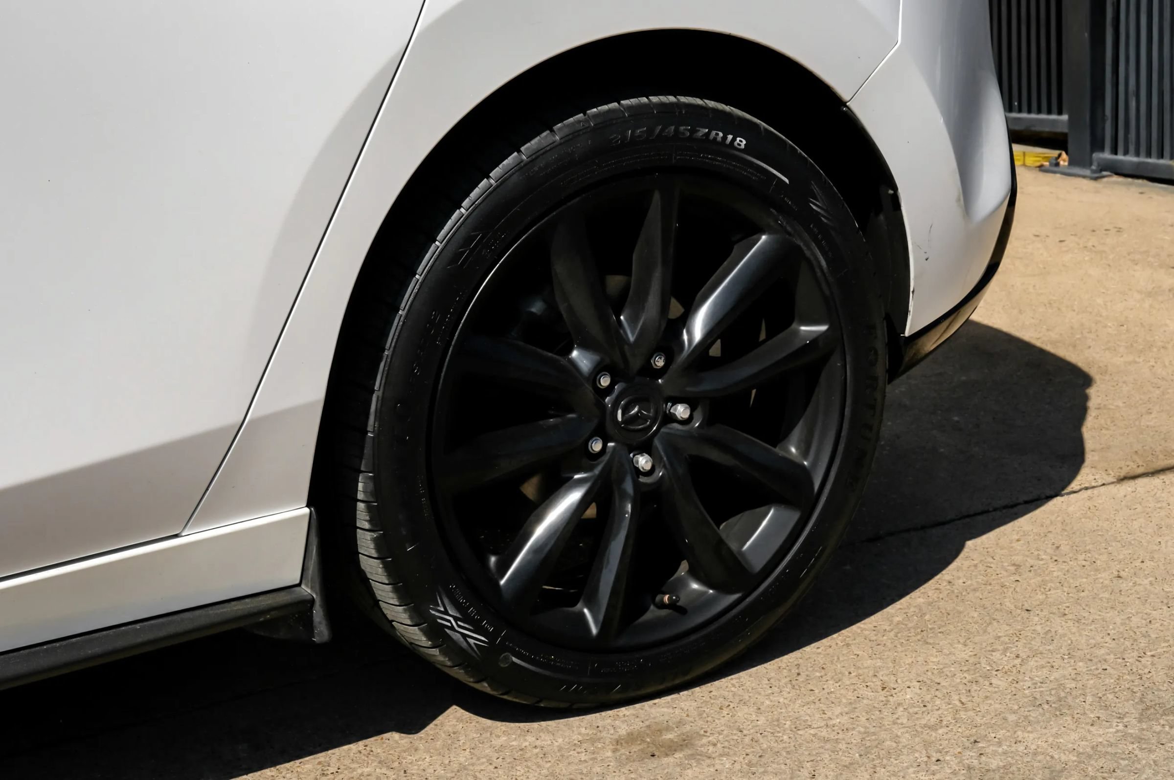 Used 2019 MAZDA MAZDA3 Hatchback w/ Preferred Package FWD image 57
