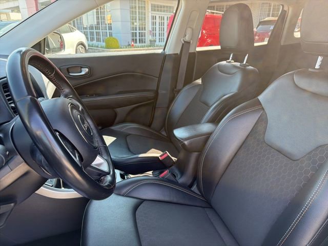 Used 2019 Jeep Compass Latitude image 9