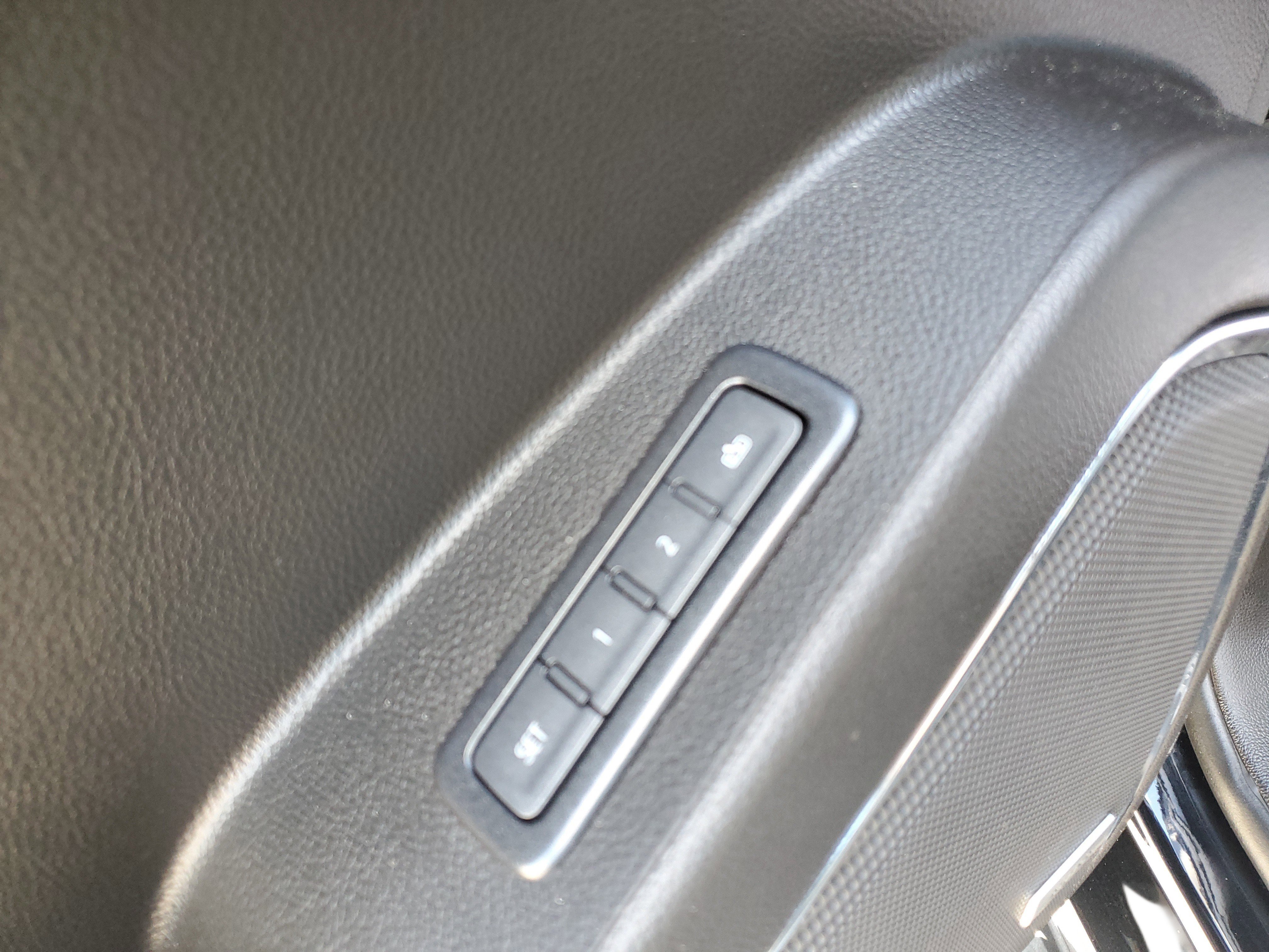 Used 2020 Chevrolet Suburban Premier w/ Max Trailering Package image 18