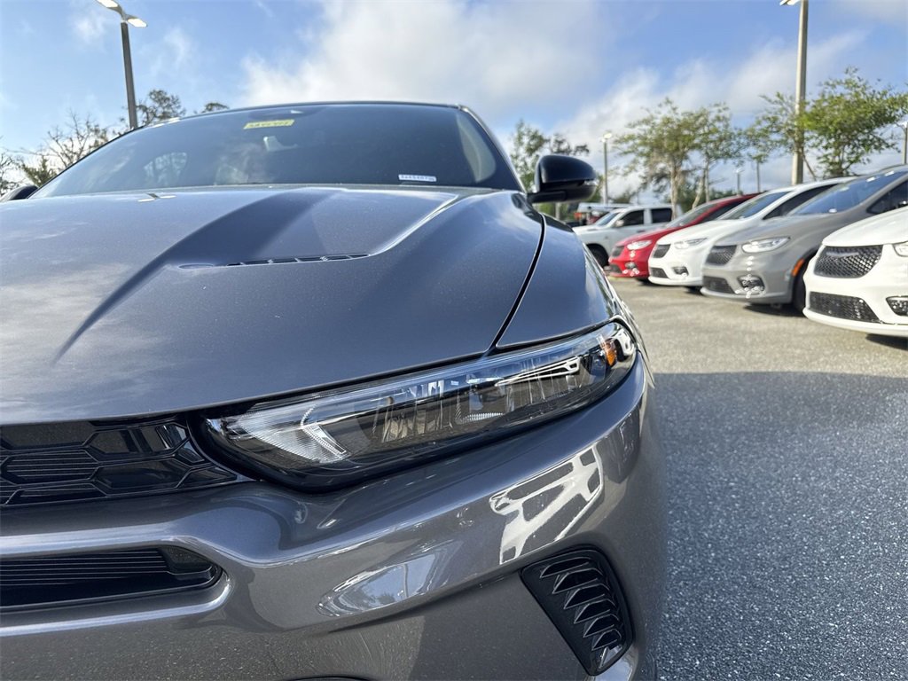 New 2025 Dodge Hornet R/T w/ R/T Blacktop Package image 9