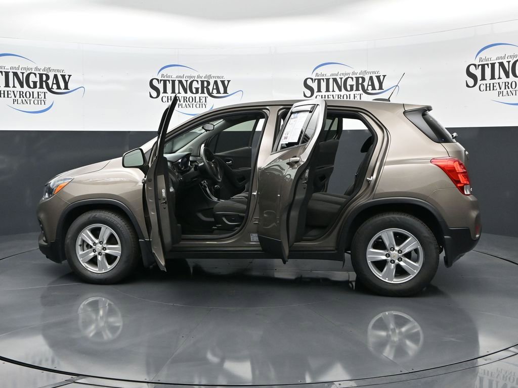 Used 2021 Chevrolet Trax LS w/ Tint and Cruise Package image 28