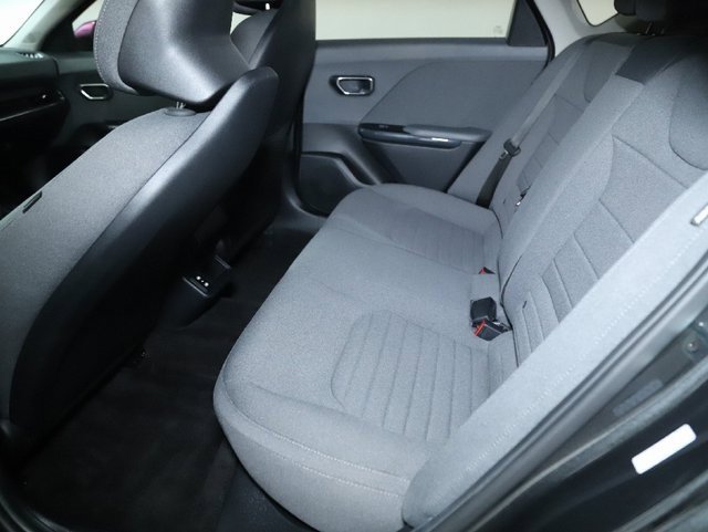 Used 2025 Kia K4 EX image 14