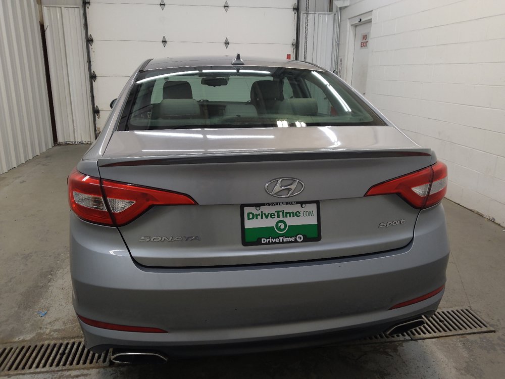 Used 2015 Hyundai Sonata Sport w/ Option Group 03 FWD image 6