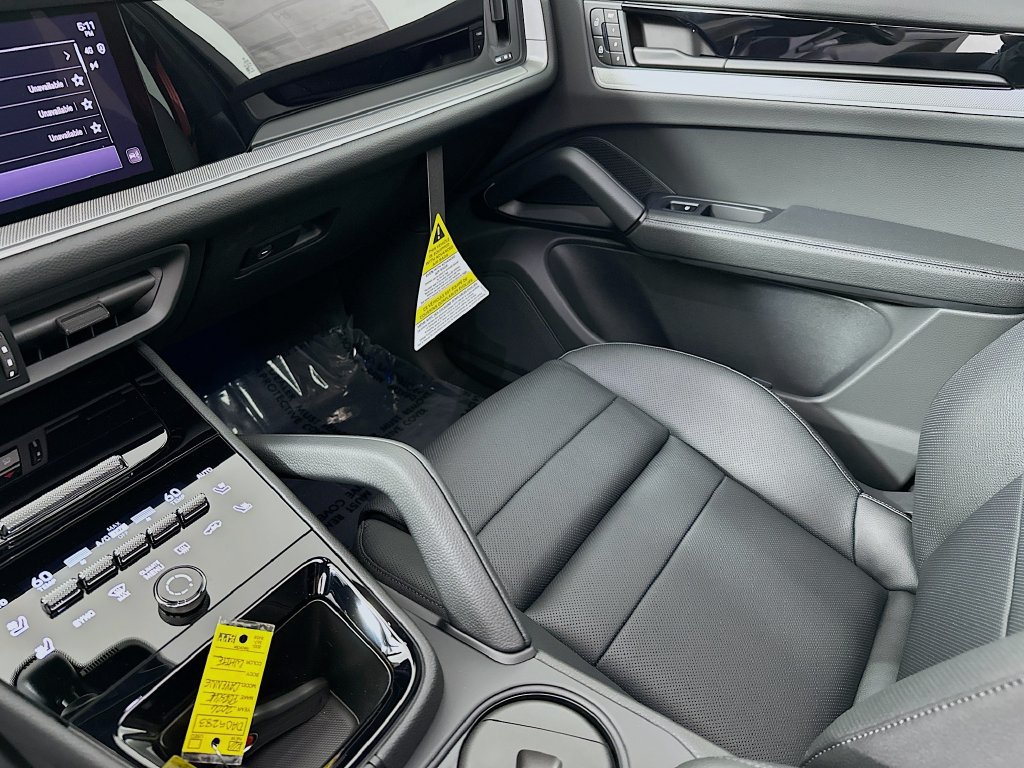 New 2026 Porsche Cayenne AWD/4WD image 26