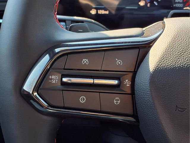 New 2026 Chevrolet Traverse RS image 11