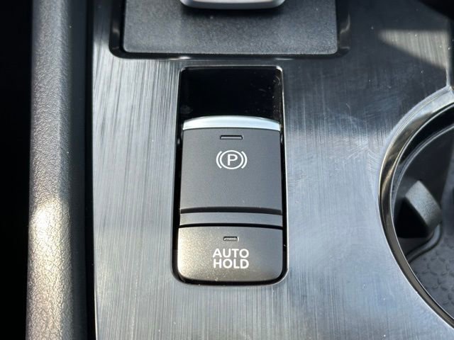 Certified 2025 Nissan Rogue S image 36