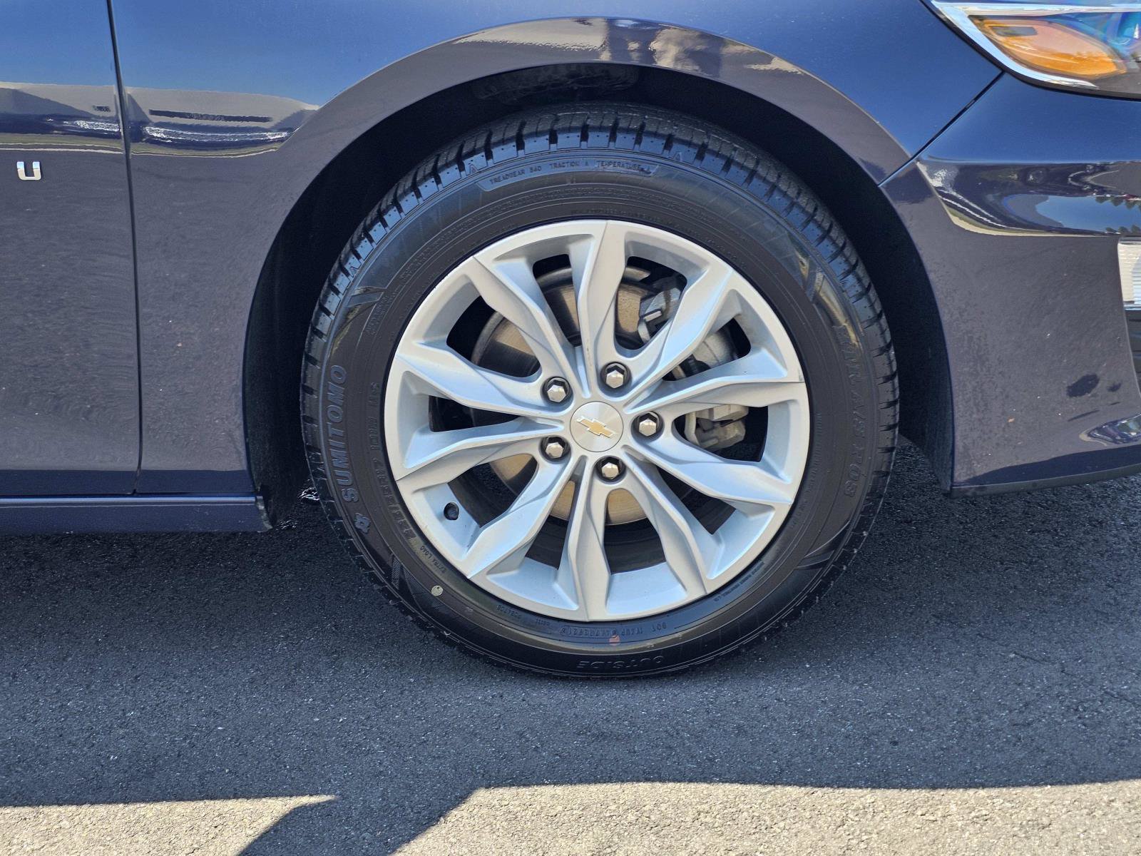 Used 2025 Chevrolet Malibu LT FWD image 7