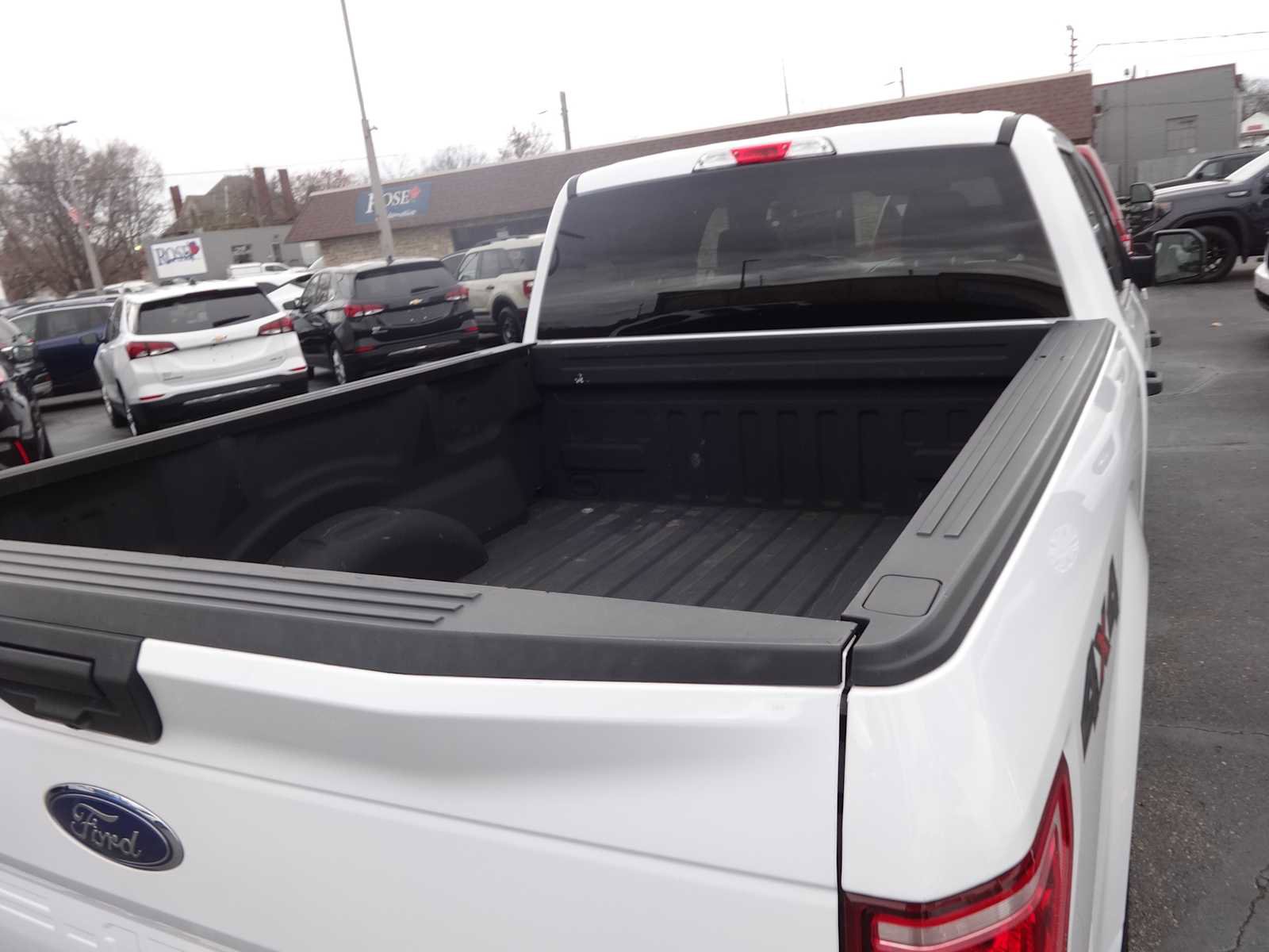 Used 2019 Ford F150 XLT image 6