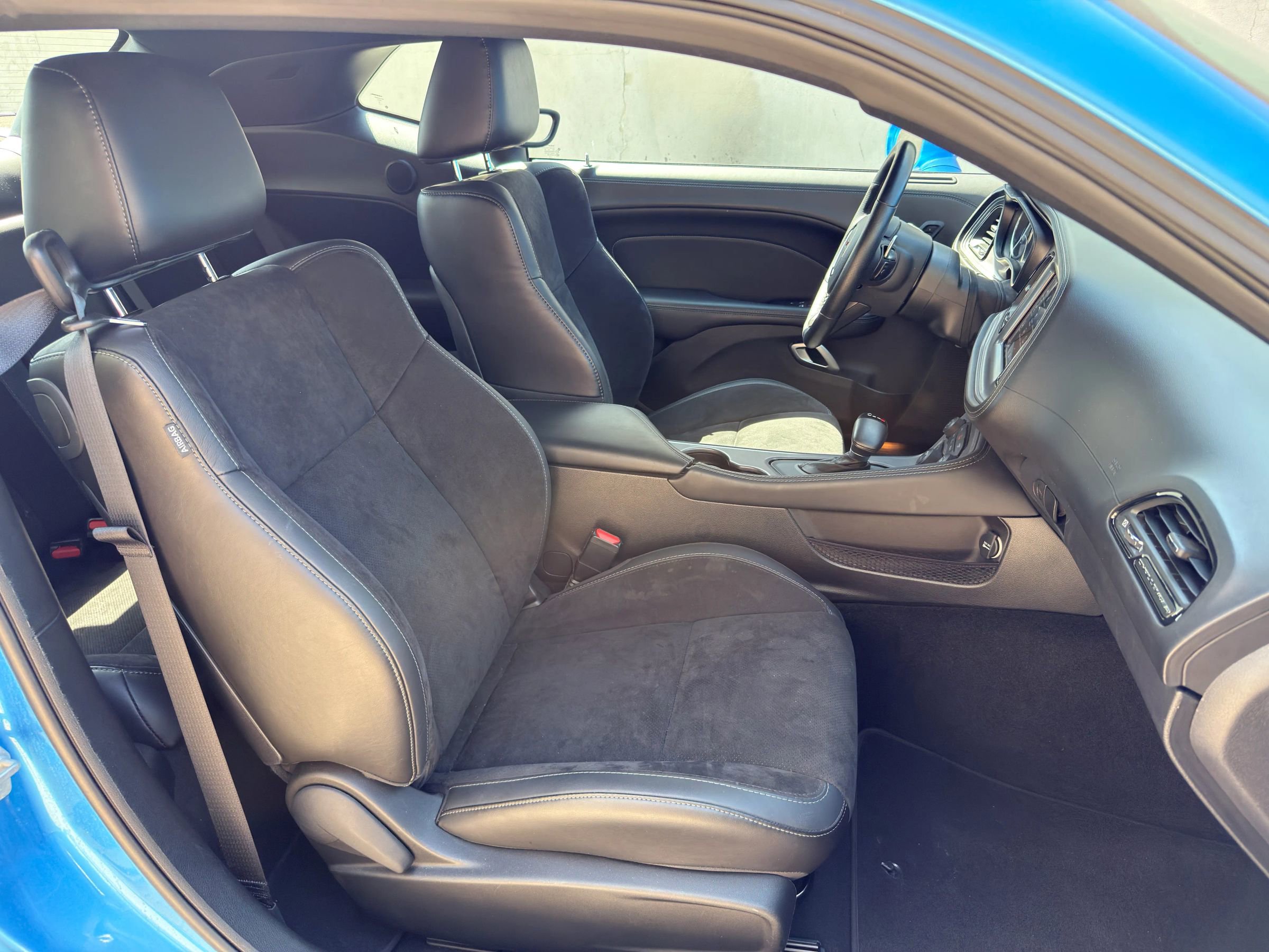 Used 2023 Dodge Challenger R/T w/ Plus Package image 20