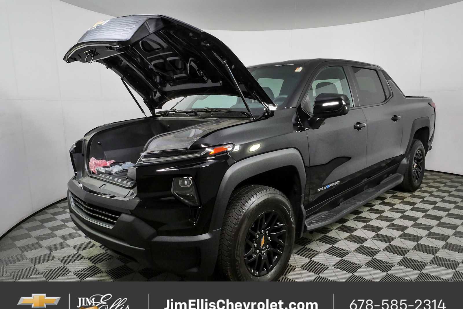 New 2024 Chevrolet Silverado EV W/T AWD/4WD image 31