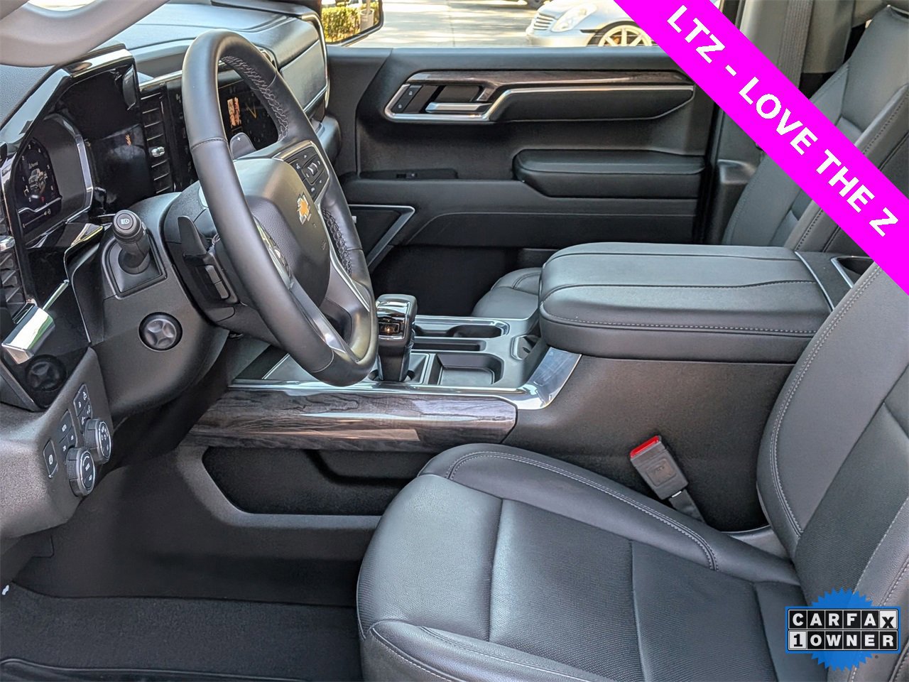 Certified 2025 Chevrolet Silverado 1500 LTZ w/ LTZ Convenience Package II image 18