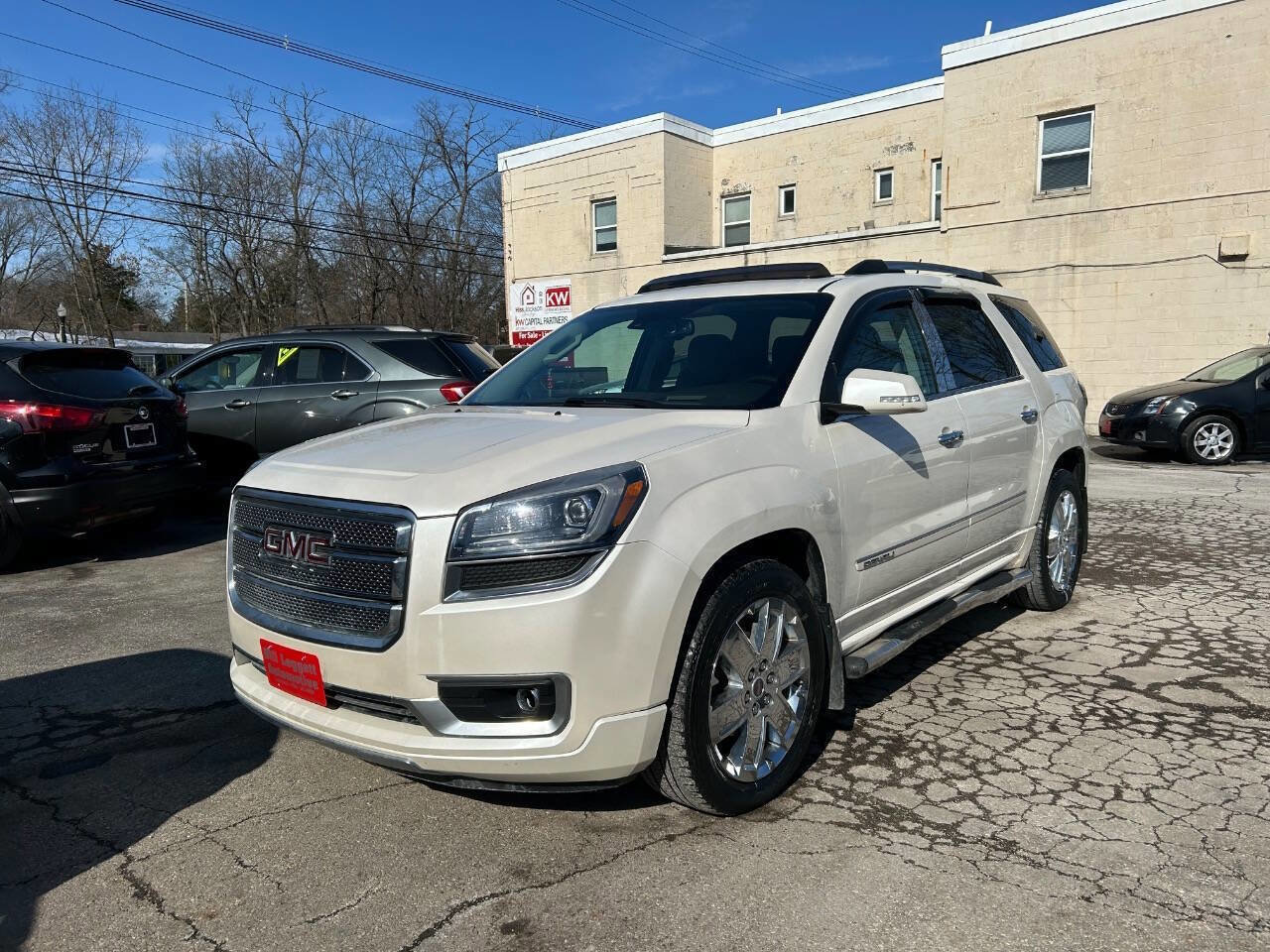 Used 2014 GMC Acadia Denali image 2