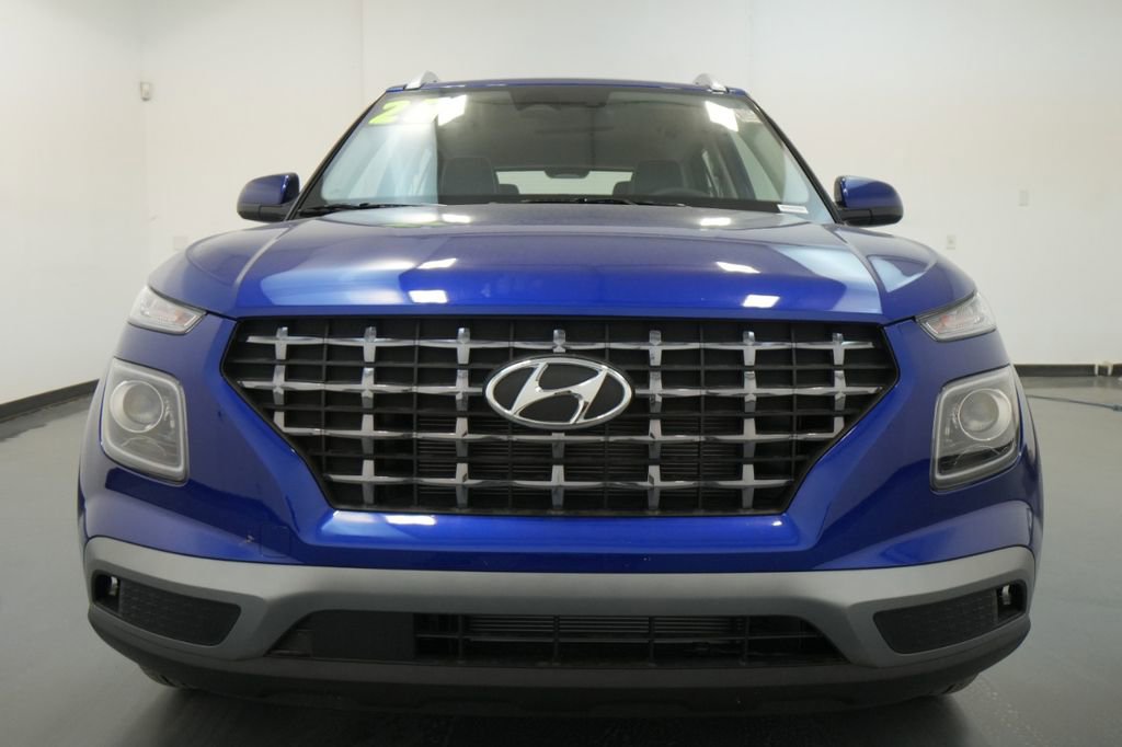 New 2025 Hyundai Venue Limited image 10