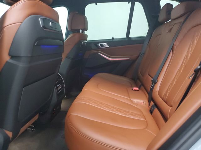 Used 2025 BMW X5 sDrive40i w/ Executive Package image 26