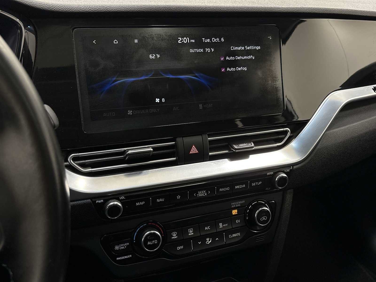 Used 2022 Kia Niro EX Premium FWD image 21