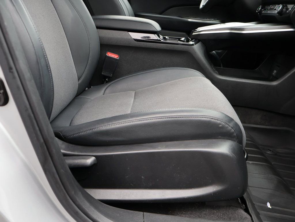 Certified 2018 Honda Clarity Plug-In Hybrid image 10