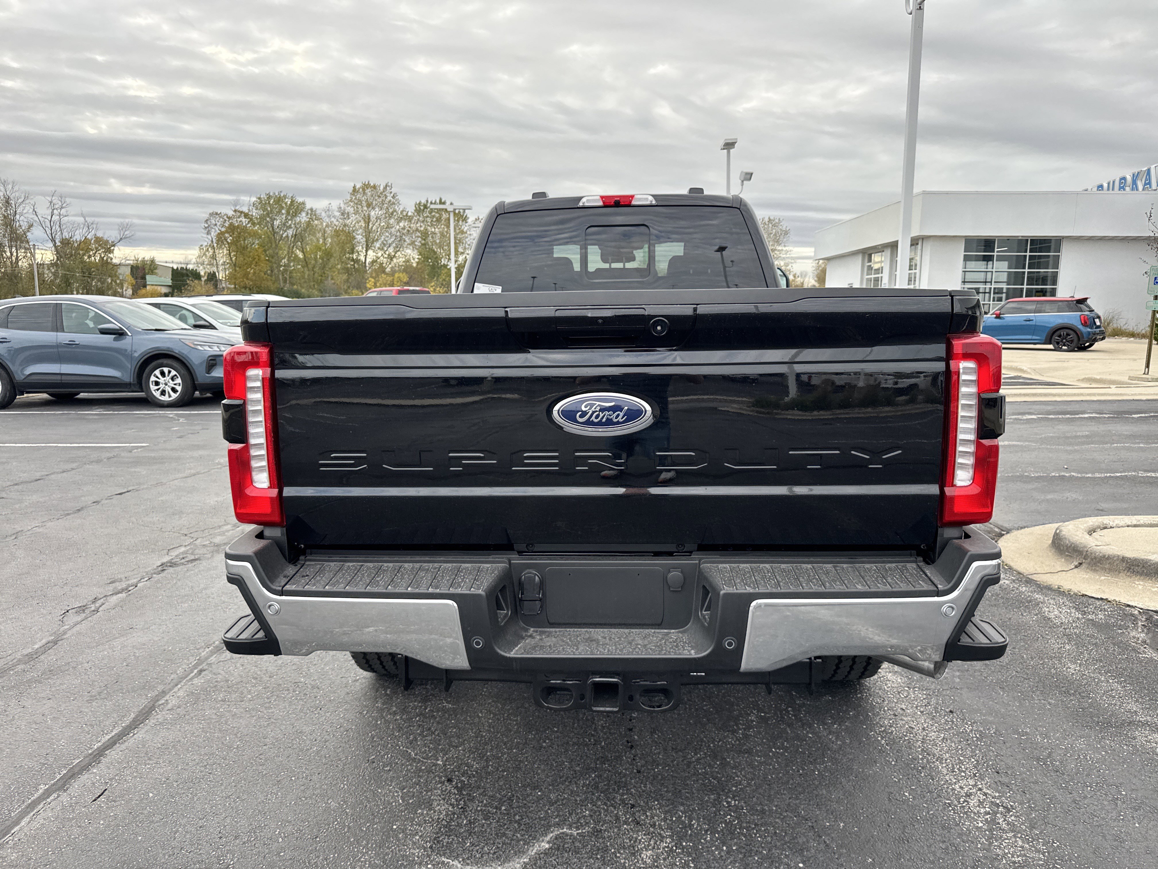 New 2026 Ford F350 Lariat w/ FX4 Off-Road Package image 14