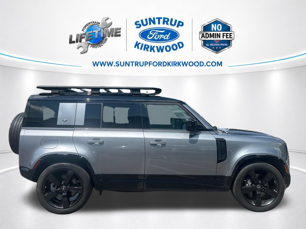 Used 2023 Land Rover Defender 110 X-Dynamic SE AWD/4WD image 8