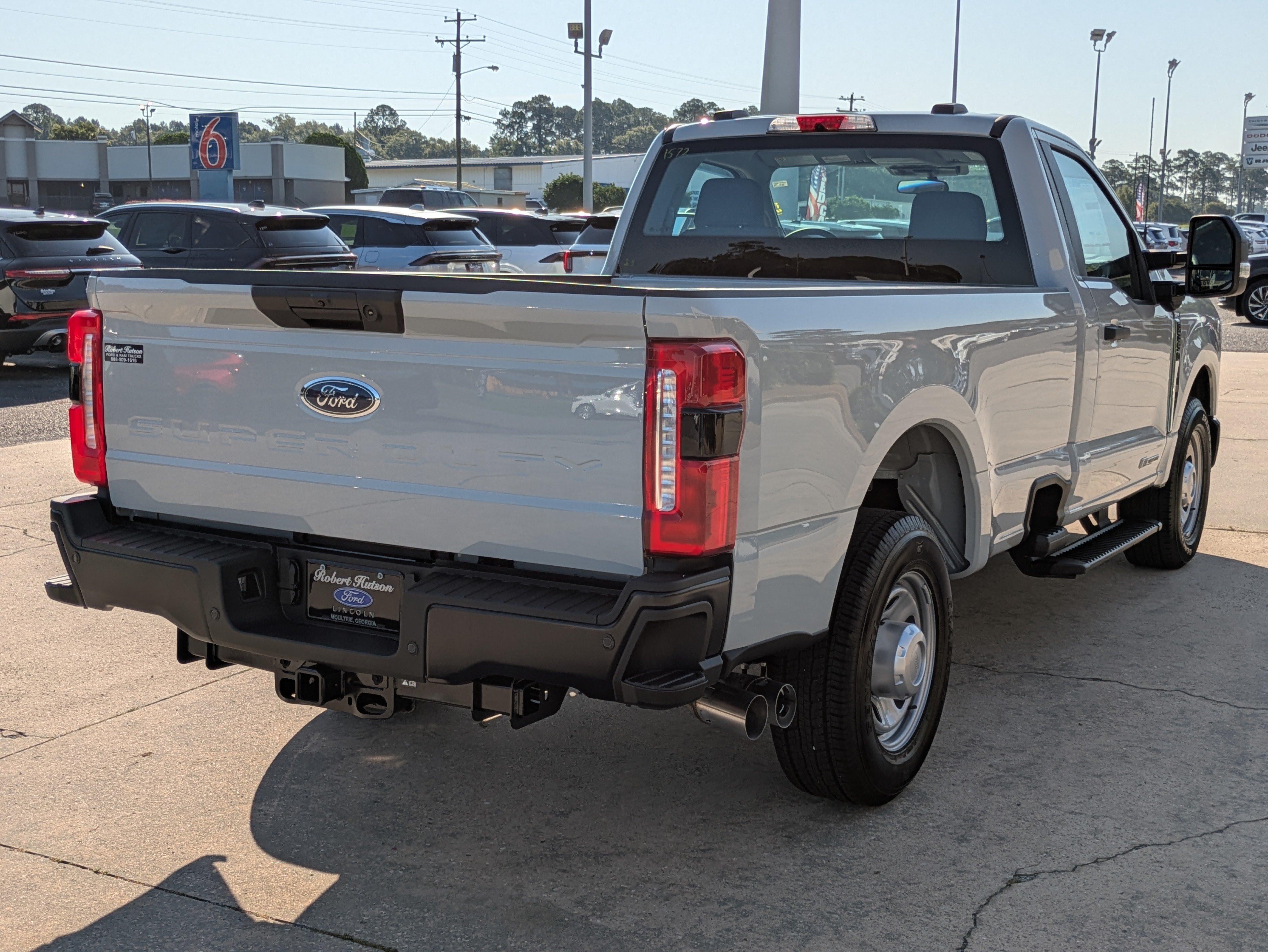 Used 2025 Ford F350 XL w/ 360-Degree Camera Package RWD image 7