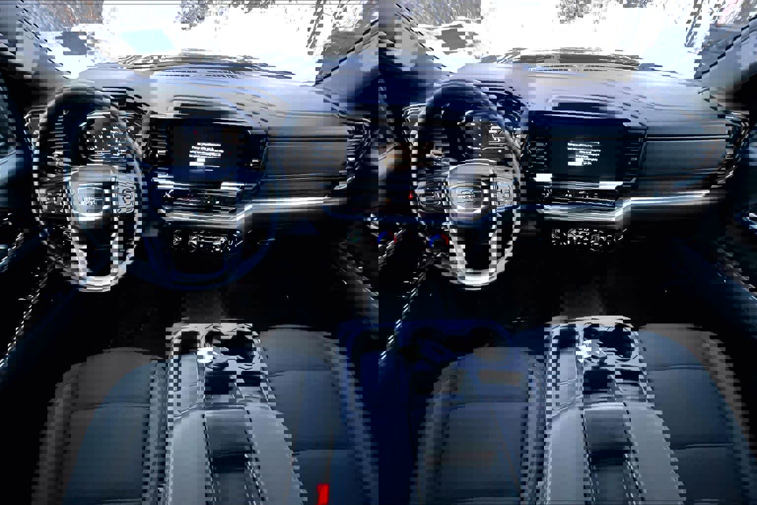 Used 2023 GMC Sierra 1500 Elevation image 14