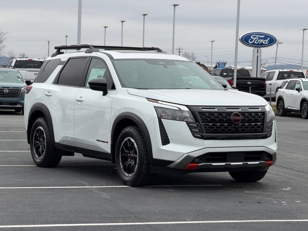 New 2026 Nissan Pathfinder Rock Creek w/ Rock Creek Premium Package AWD/4WD image 2