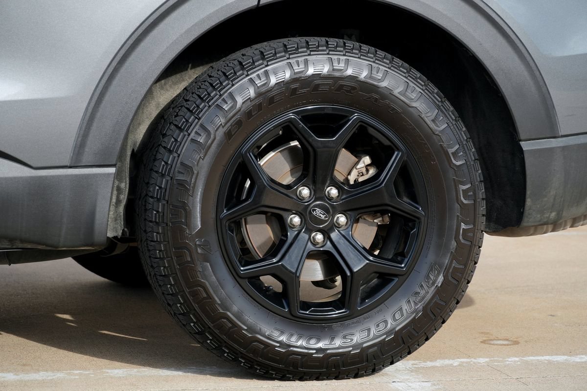 Used 2023 Ford Explorer Timberline AWD/4WD image 27