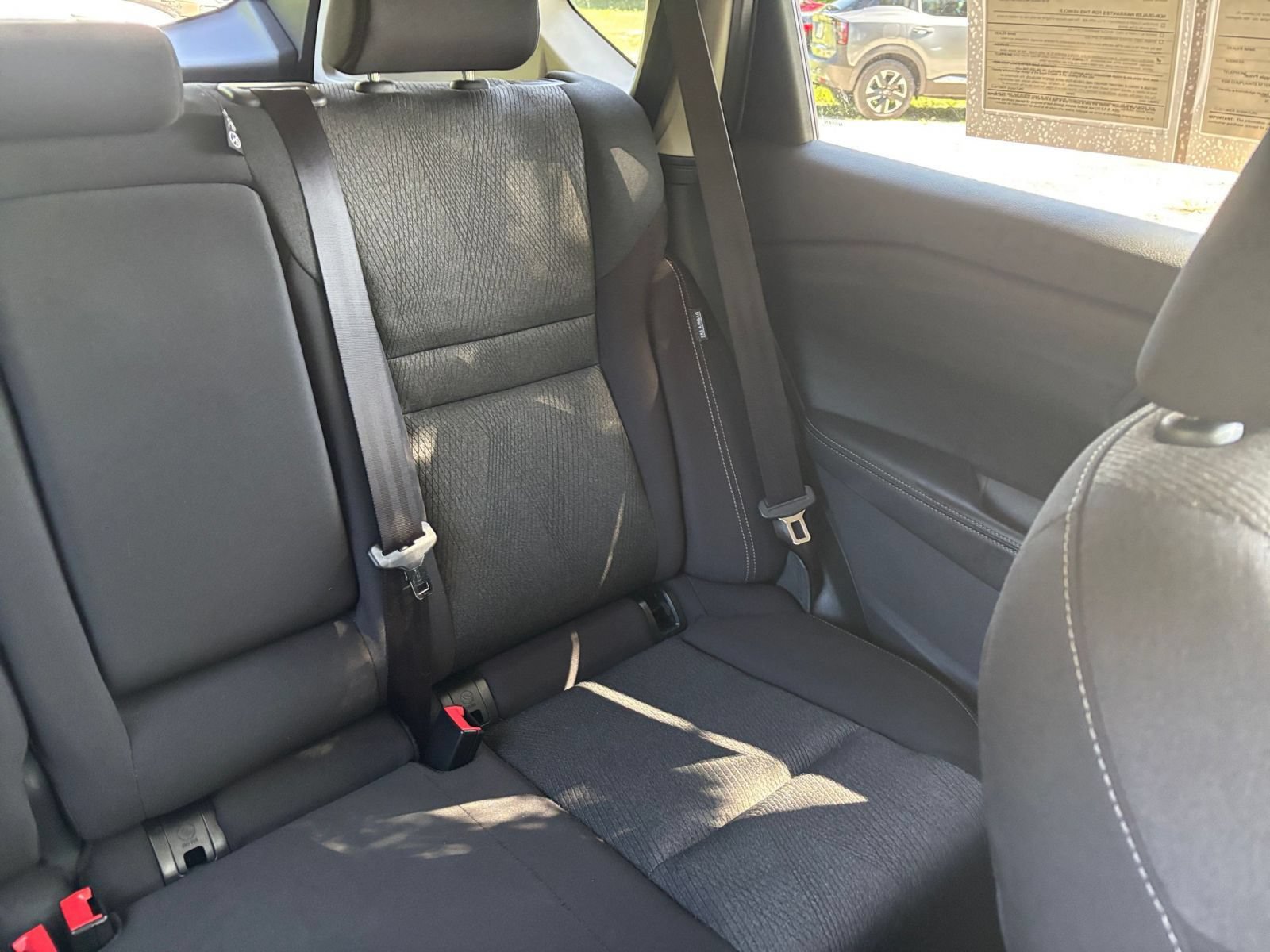 Used 2025 Nissan Rogue SV AWD/4WD image 38