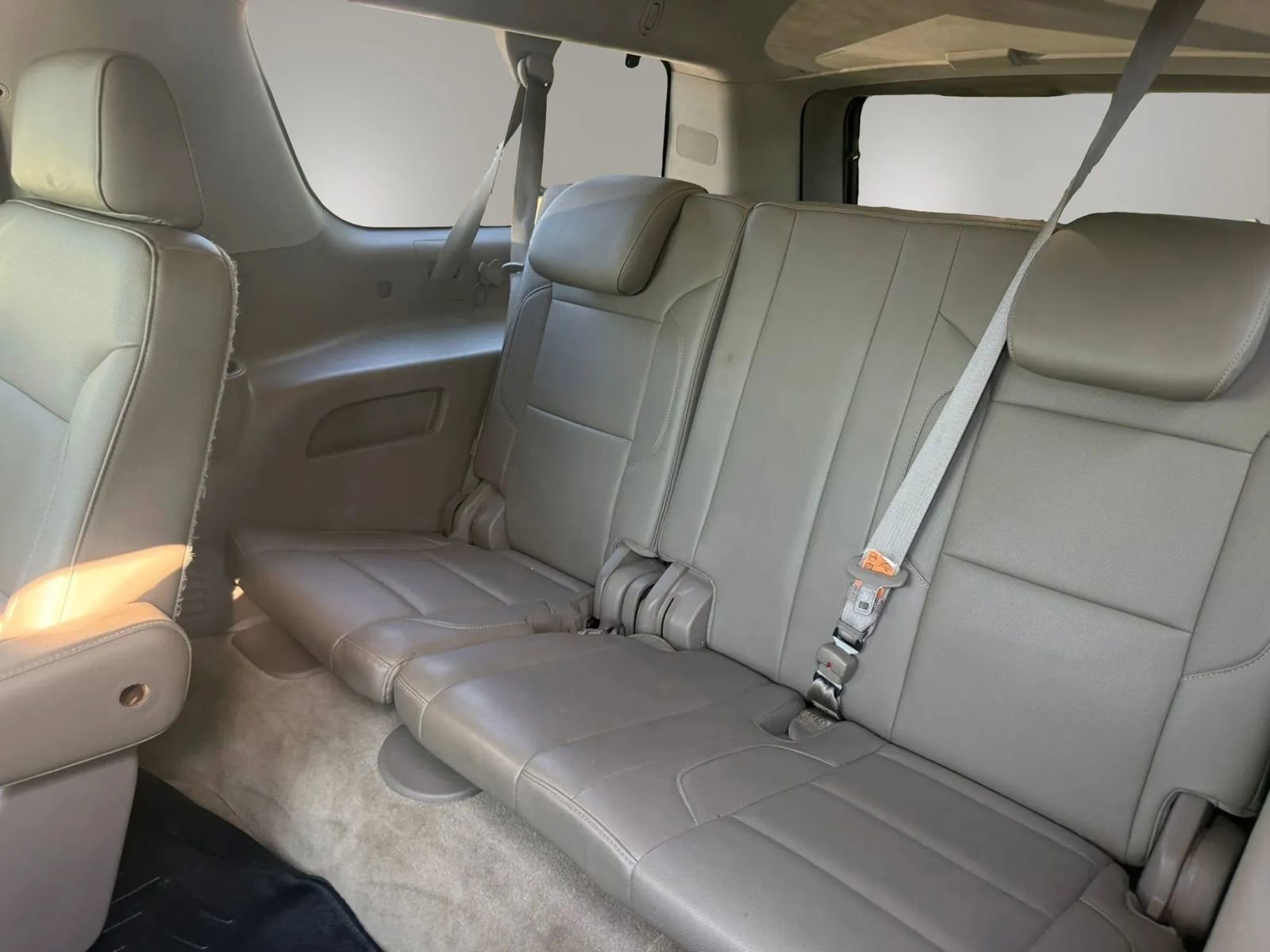 Used 2015 Chevrolet Suburban LTZ AWD/4WD image 39