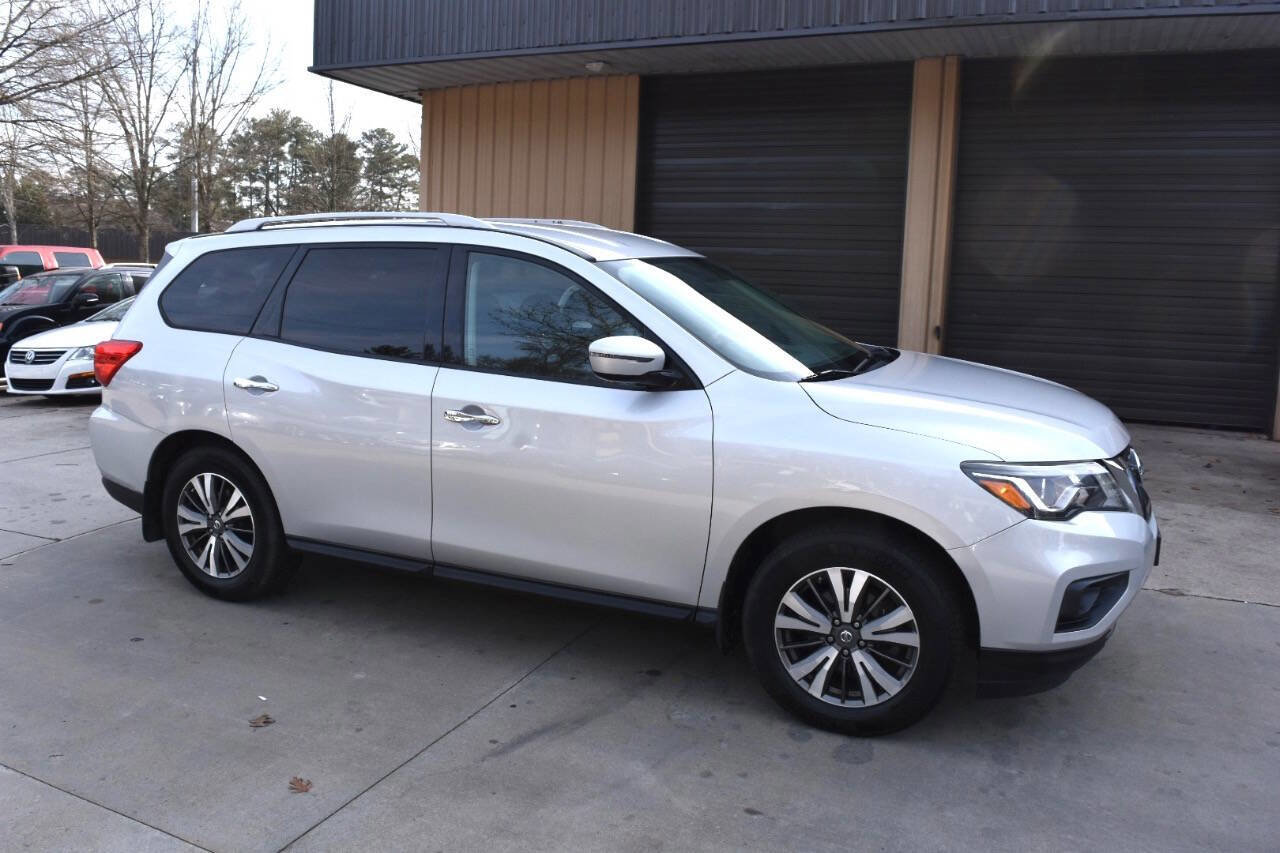 Used 2017 Nissan Pathfinder S image 15