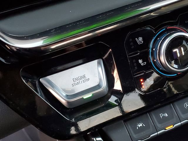 Certified 2022 GMC Sierra 1500 AT4X image 16