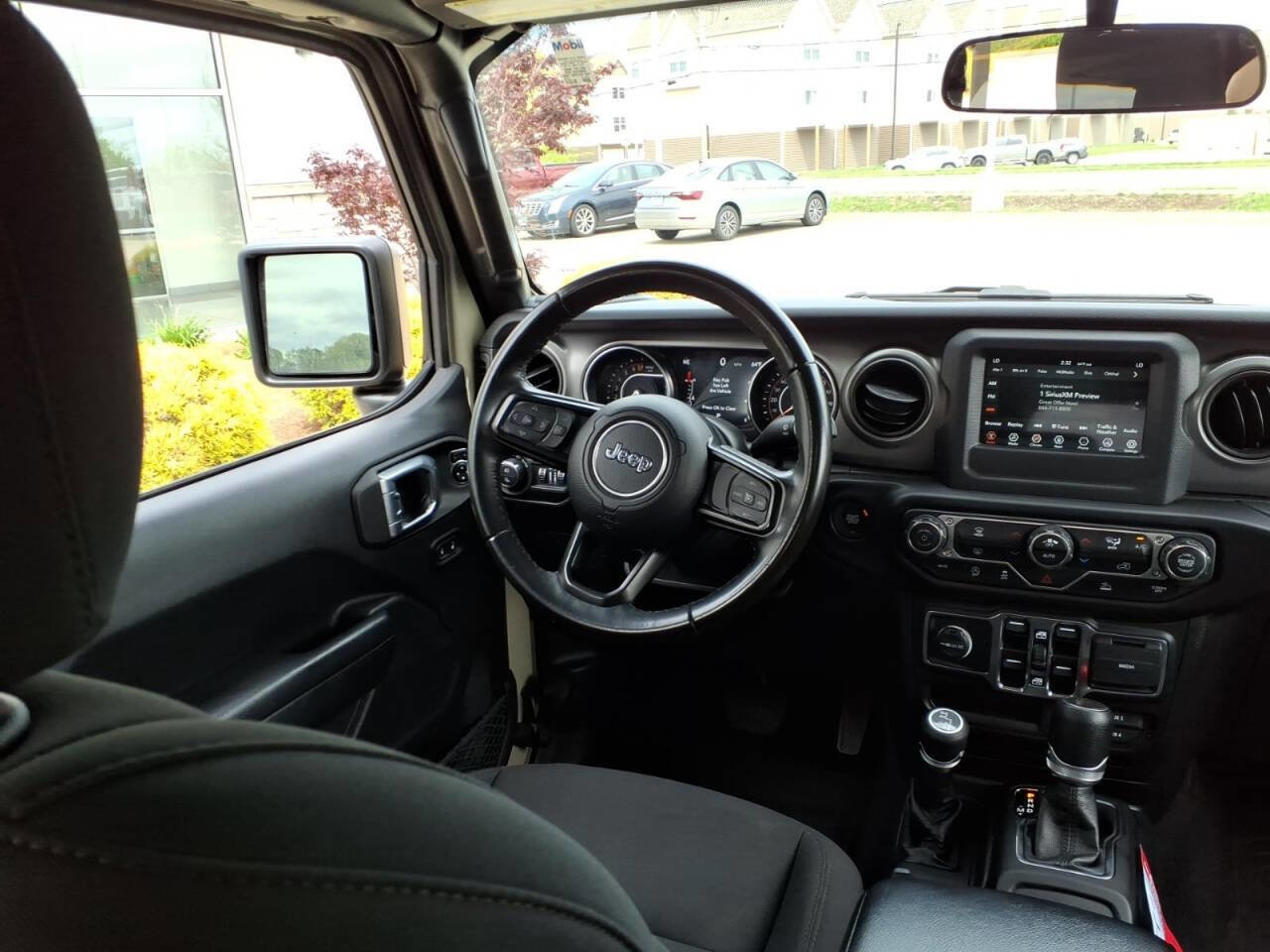 Used 2022 Jeep Gladiator Sport AWD/4WD image 10