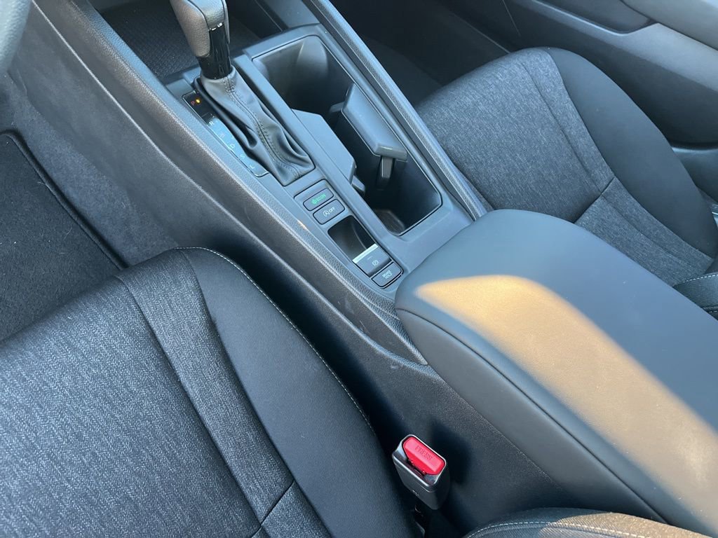 Certified 2025 Honda Accord SE image 19