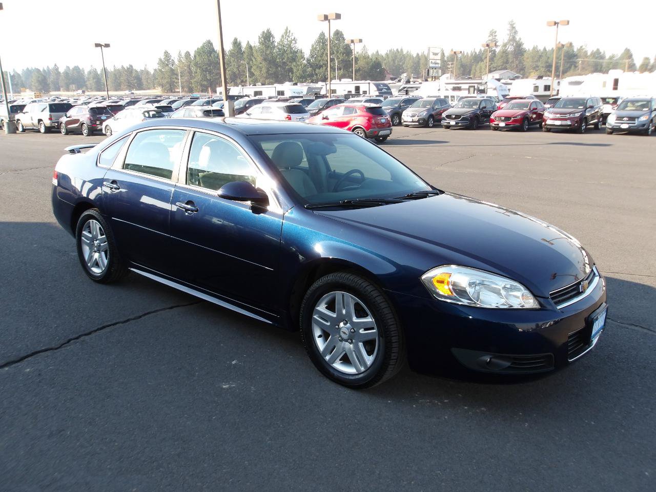 Used 2011 Chevrolet Impala LT w/ Luxury Edition Package FWD image 7