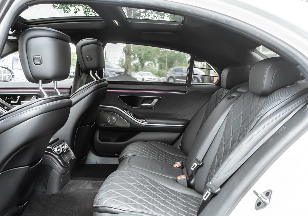 Used 2021 Mercedes-Benz S 580 4MATIC Sedan w/ AMG Line image 22