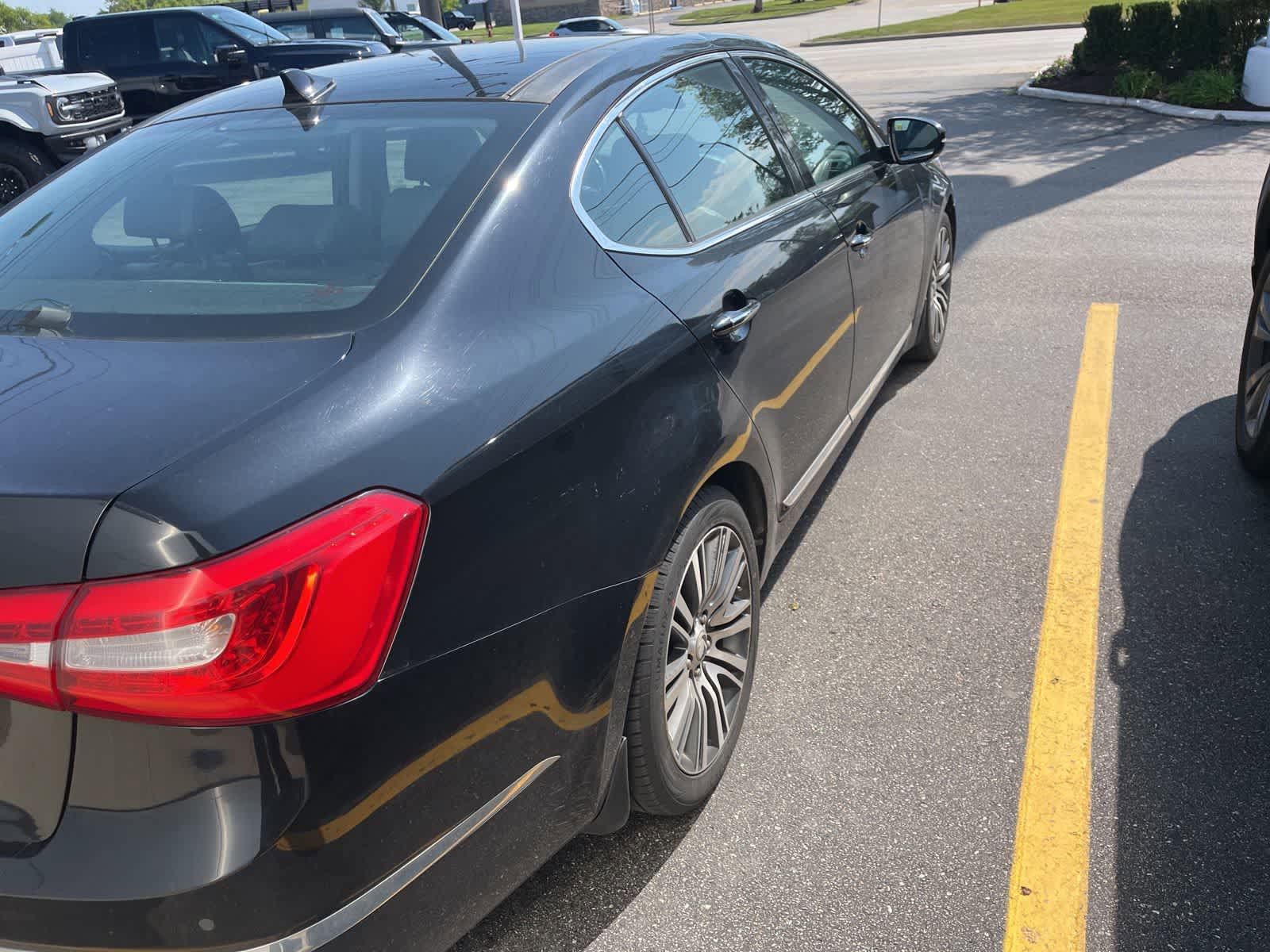 Used 2014 Kia Cadenza Premium w/ Luxury Package FWD image 16