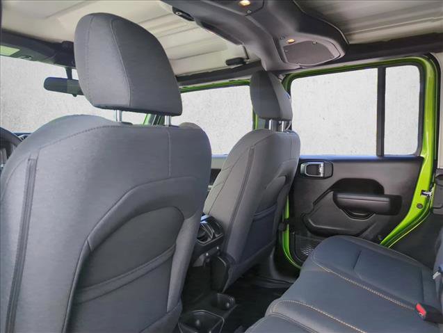 Used 2025 Jeep Wrangler Sport image 18