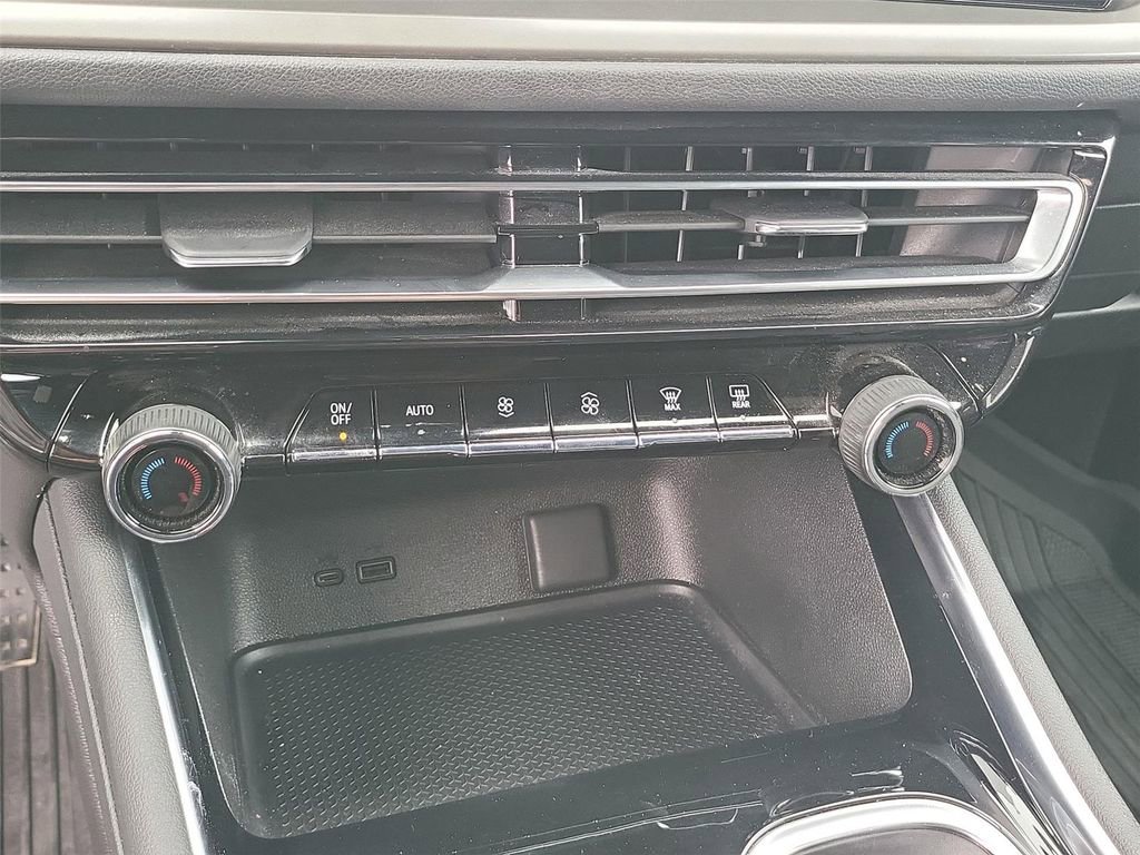 Certified 2024 Chevrolet Traverse LS w/ LPO, Floor Liner Package image 34