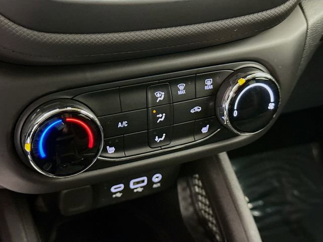 Used 2022 Chevrolet TrailBlazer LT w/ LPO, Blackout Package FWD image 15