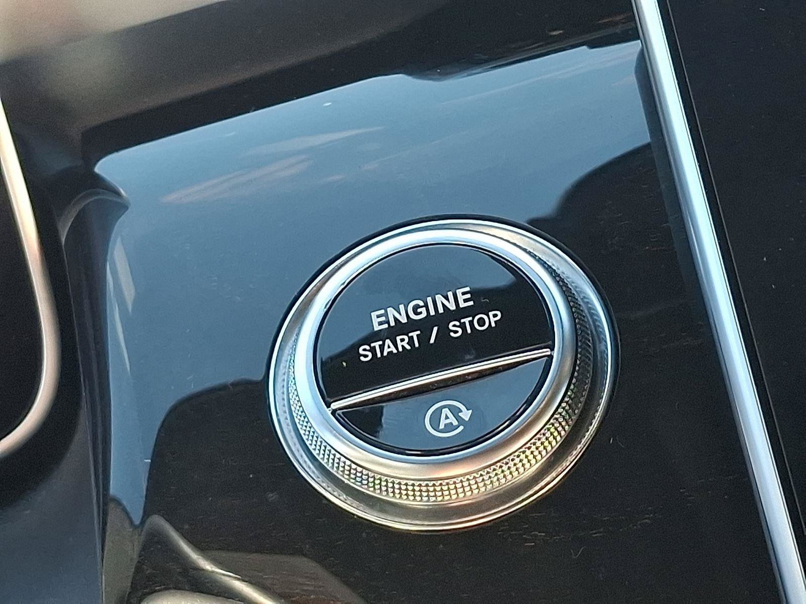 Used 2024 Mercedes-Benz GLC 300 image 22
