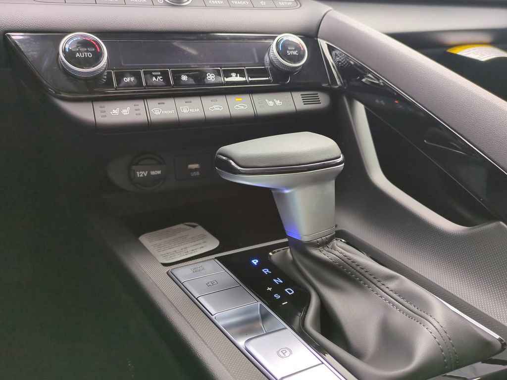 New 2026 Hyundai Elantra Limited image 20