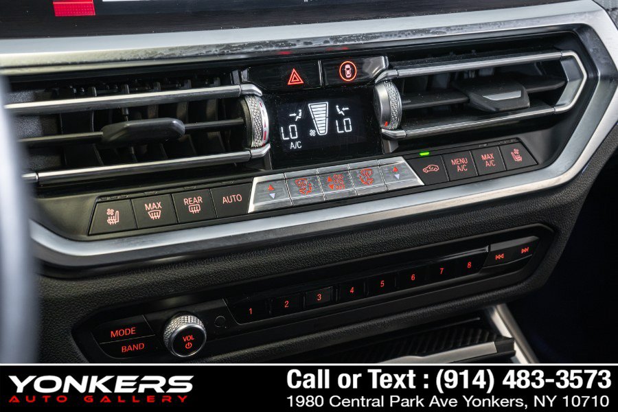 Used 2021 BMW M4 Competition w/ M Carbon Exterior Package RWD image 39