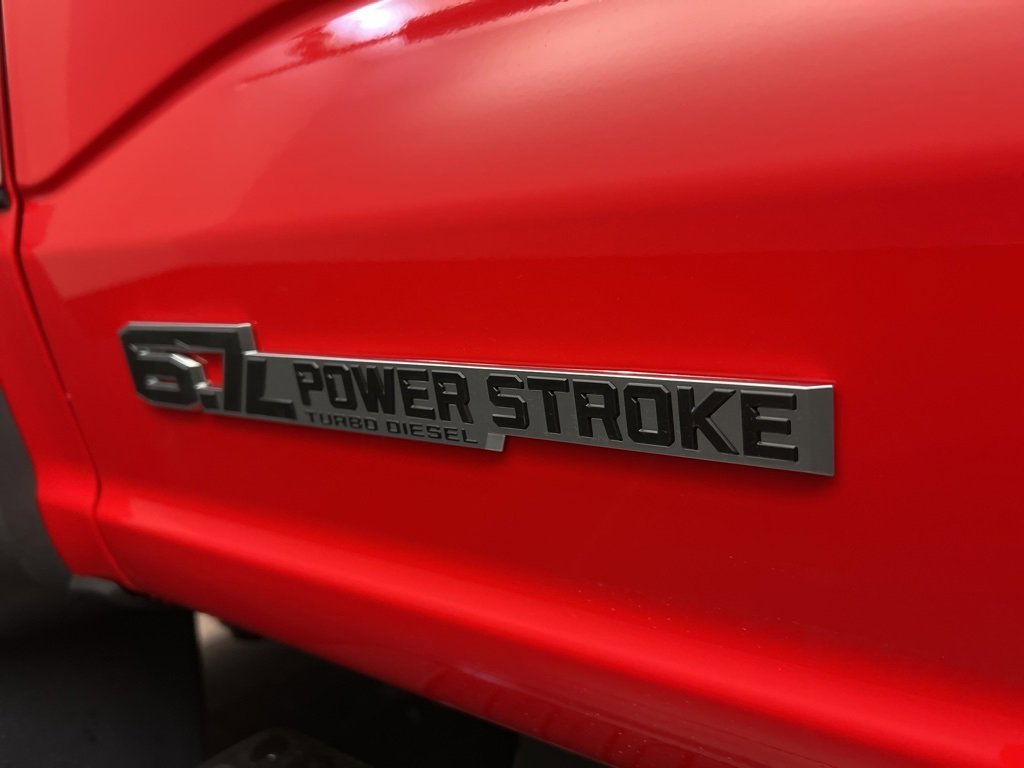 New 2025 Ford F550 4x4 Regular Cab Super Duty image 25