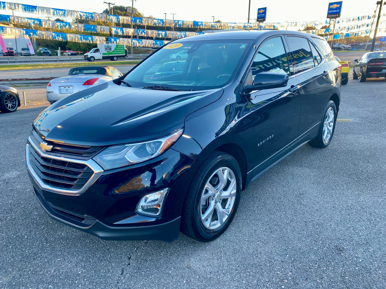 Used 2020 Chevrolet Equinox LT image 3