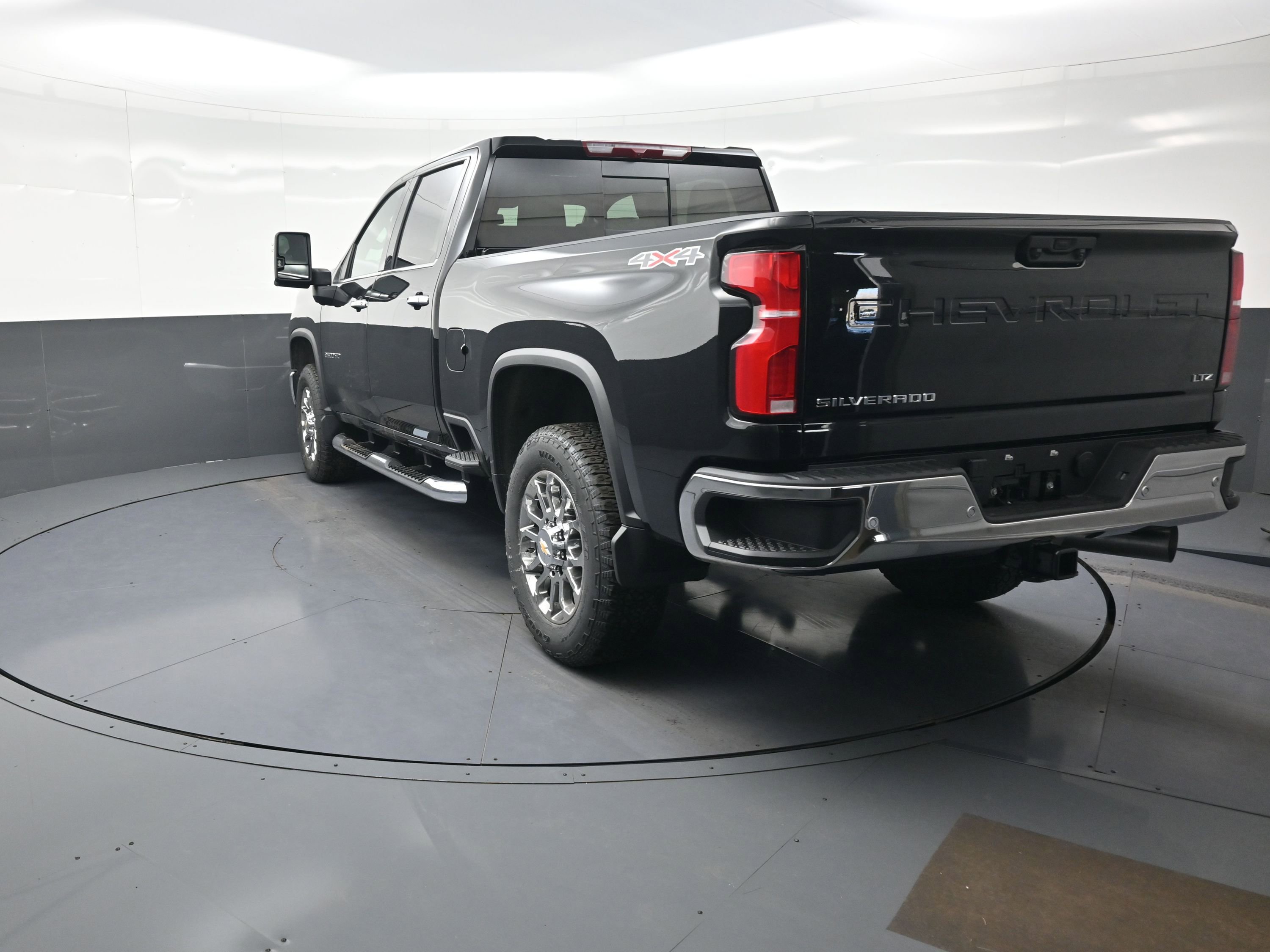 New 2026 Chevrolet Silverado 2500 LTZ w/ LTZ Convenience Package image 5