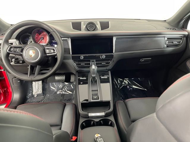 New 2026 Porsche Macan GTS image 37